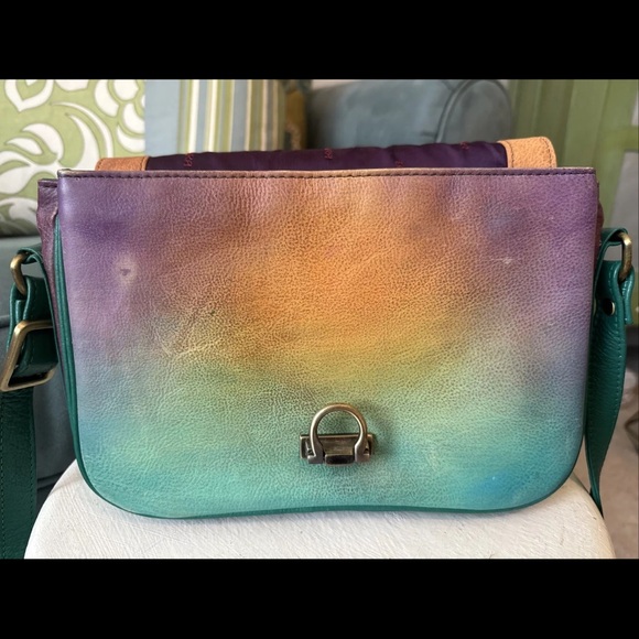 Anuschka Classic Woman Flap Over Accordion Cross Body Handbag 512 - Picture 6 of 8